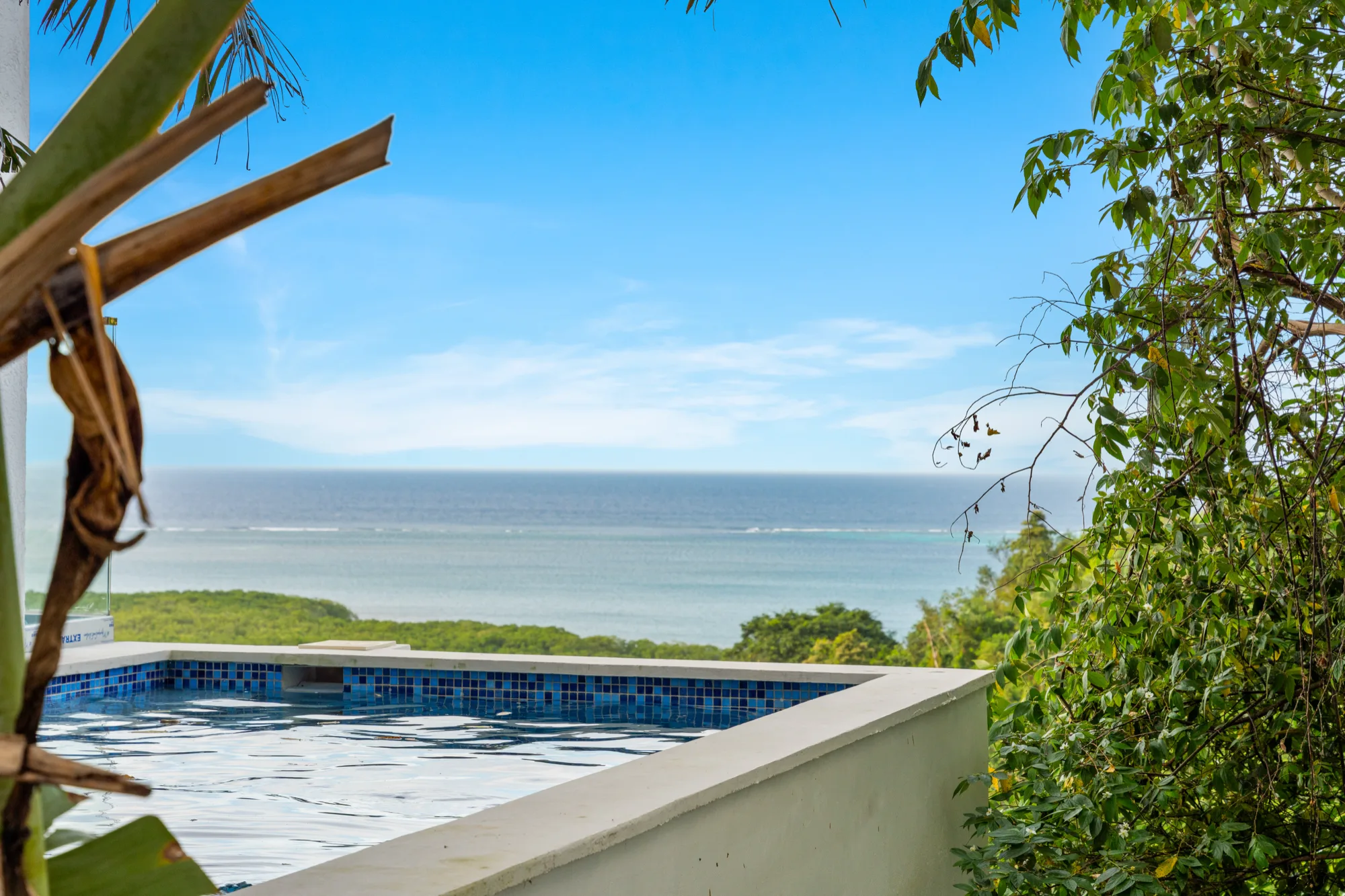 Endless Island Horizons — exterior photo 13 of 43