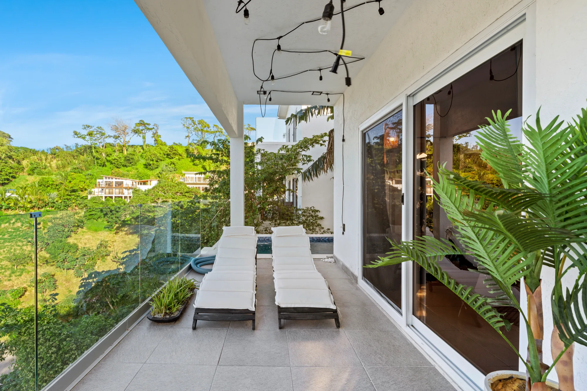 Endless Island Horizons — exterior photo 5 of 43