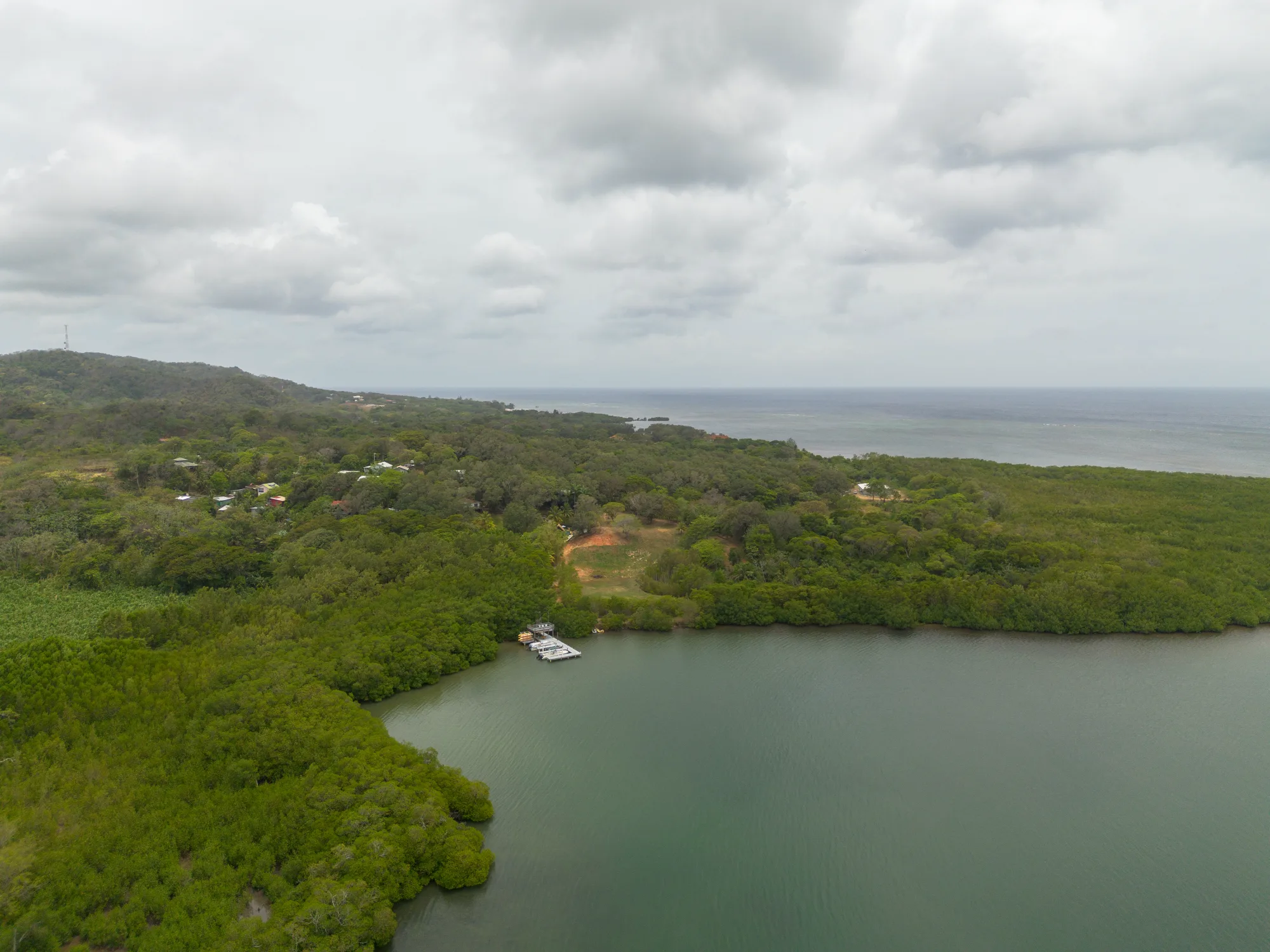Man O War Cay, Protected Harbor Waterfront — exterior photo 2 of 14